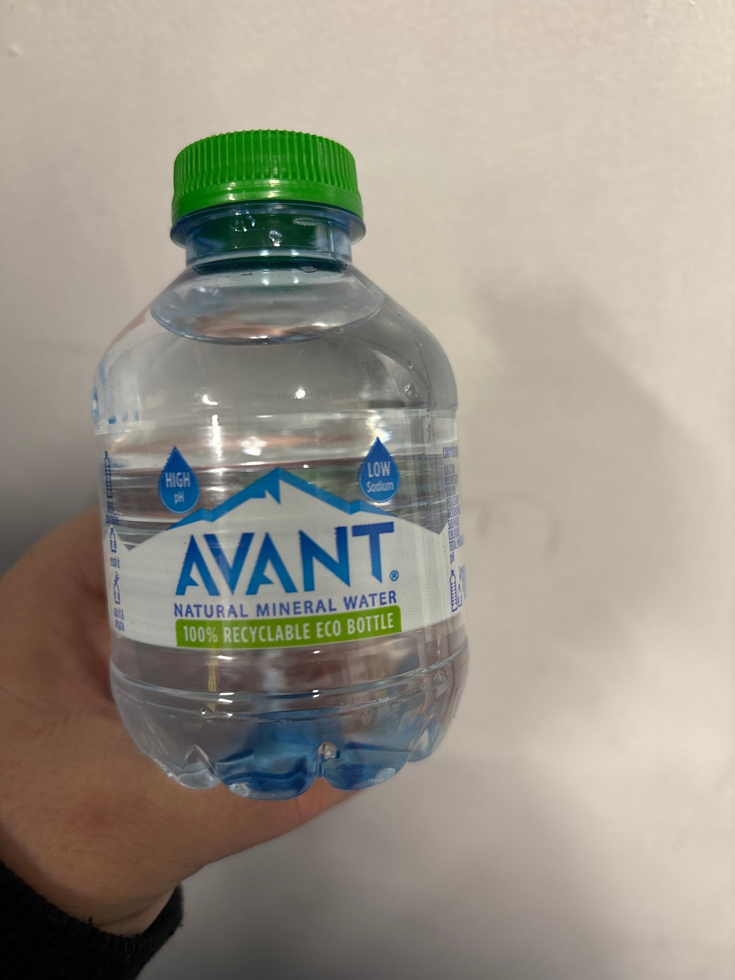 Avant Mineral Water / 200ml