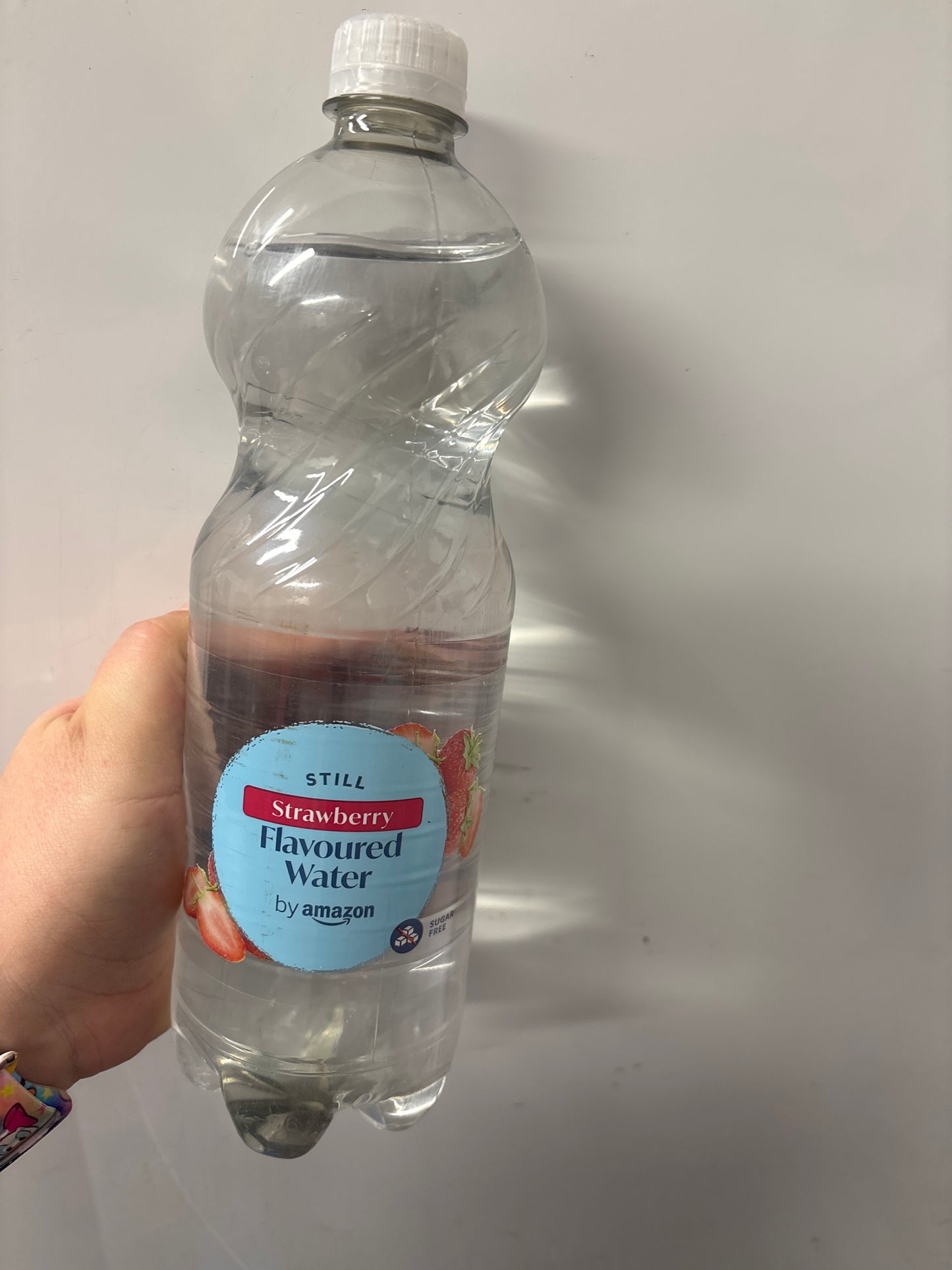 Still Strawberry Flavoured Water / 1 Litre