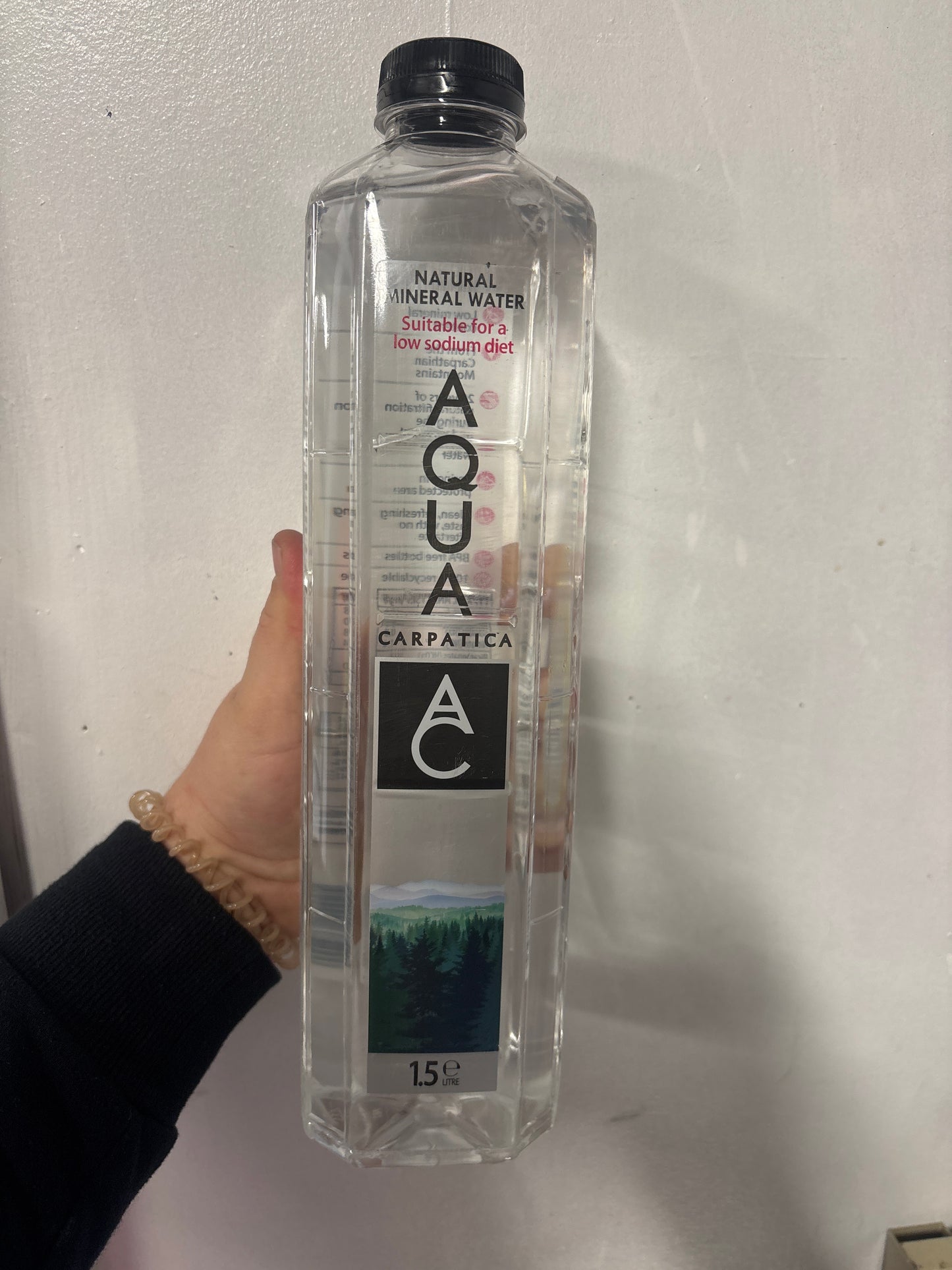 Aqua Carnatic / 1.5 Litre Bottle Water