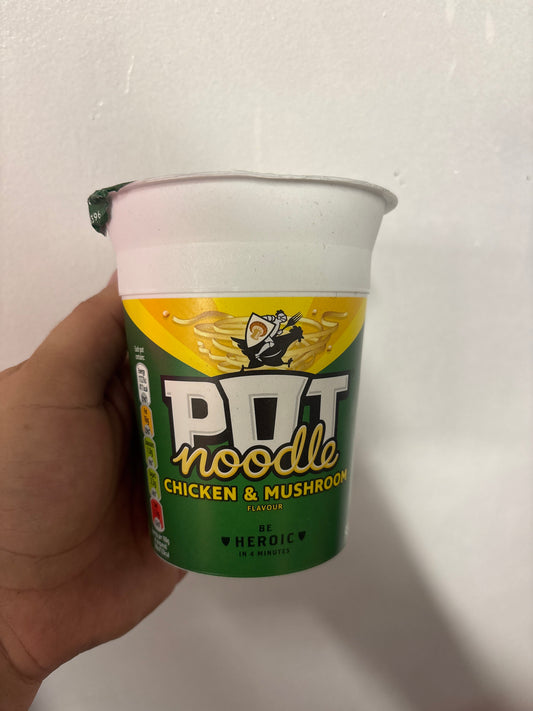Regular Pot Noodle / Chicken & Mushroom FS