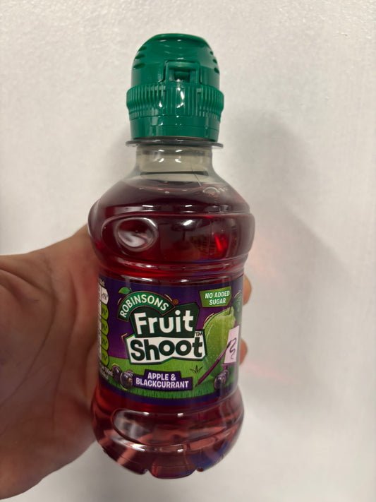 Robinsons Fruit Shoot / Blackcurrant / 200ml Bottle